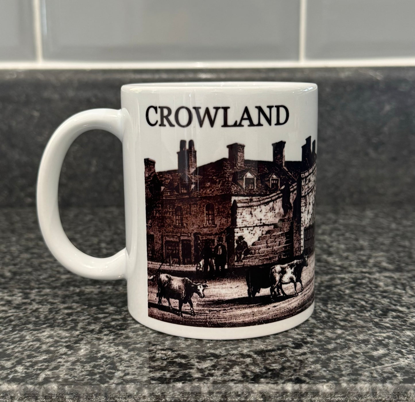 HISTORICAL CROWLAND MUG